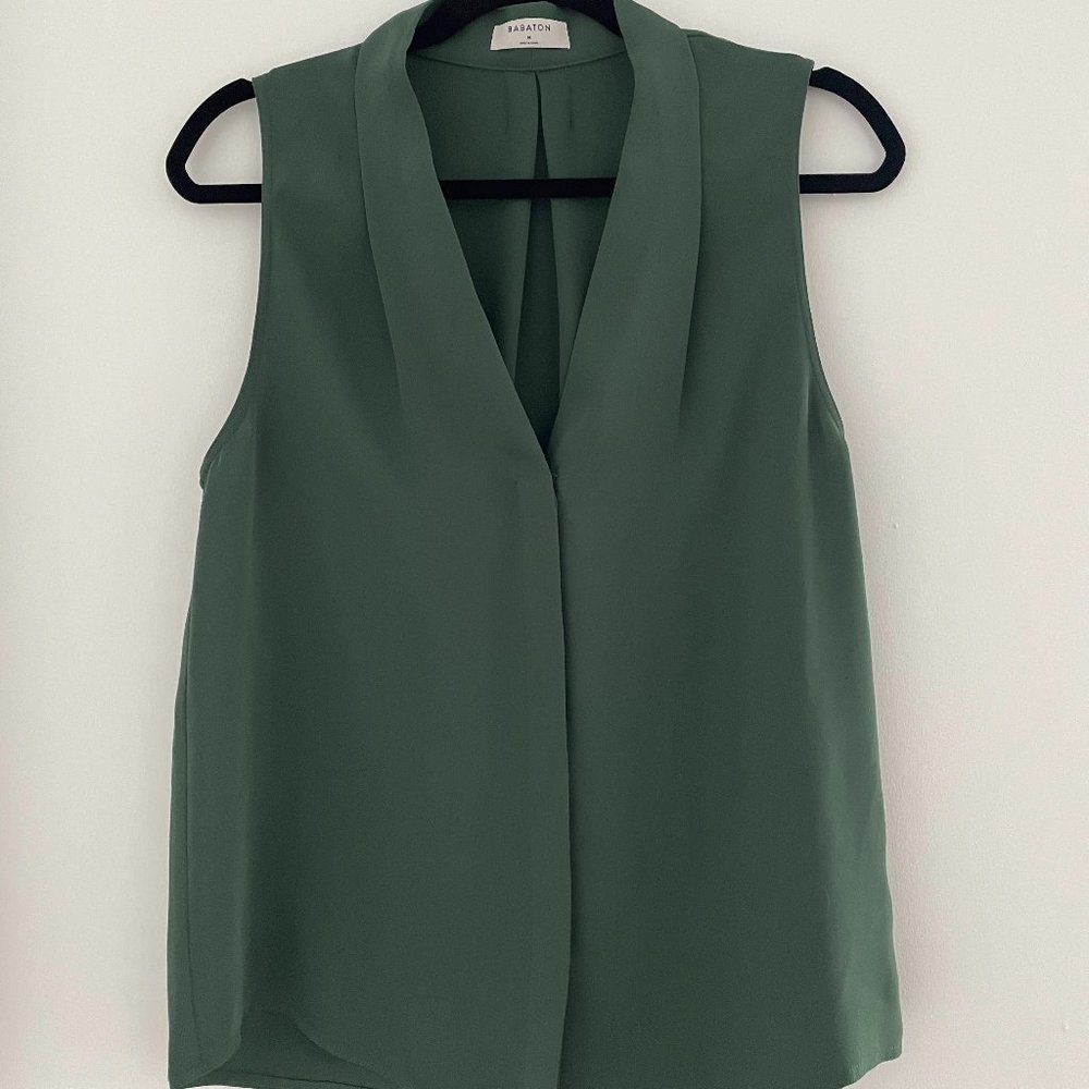 Aritzia Sleeveless Power Blouse in Emerald Green Matte-Satin